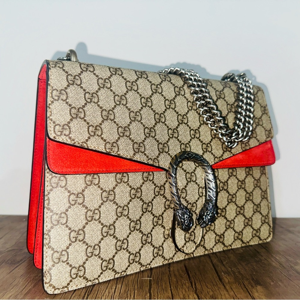 Gucci Dionysus GG Medium Shoulder Bag